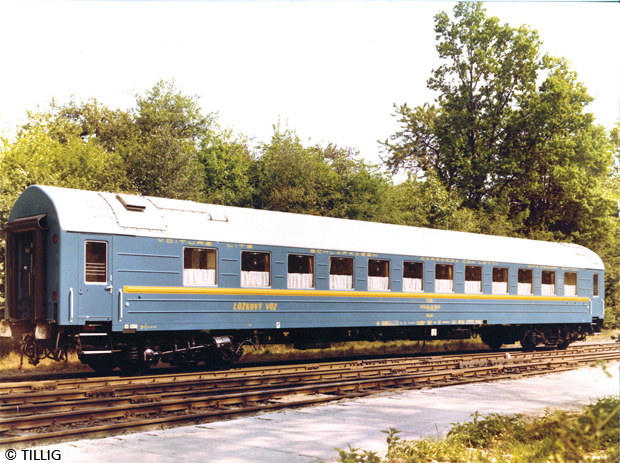 Sleeping car type Y 1st/2nd class RIC<br /><a href='images/pictures/Sachsenmodelle/74763.jpg' target='_blank'>Full size image</a>